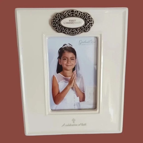 -Grassland Road everyday first comunion frame - Picture 2 of 8